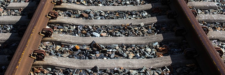 Visión General de los durmientes de ferrocarril típicos - Durmientes De Madera, Durmientes De Madera Dura y Durmientes De Ferrocarril De Roble